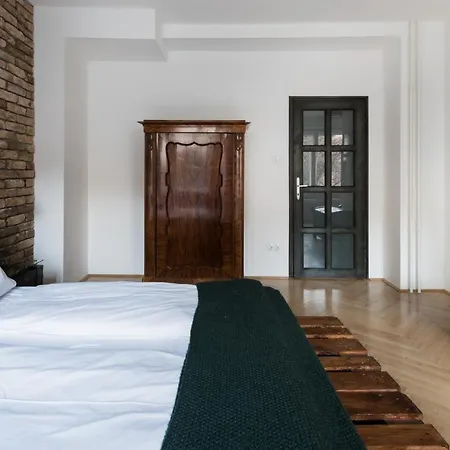 Smart, Stylish In The Heart Of * Budapeşte